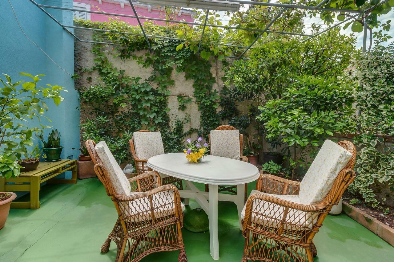 Apartmani Rukonic Aleksandar Nerezine Exterior photo